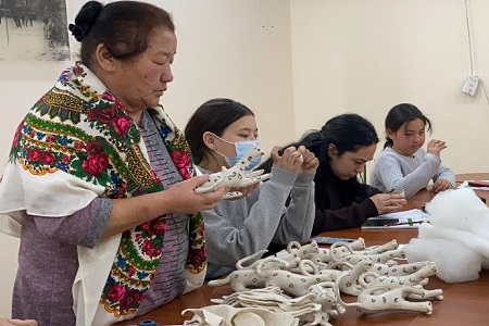Elders-and-Youth-for-the-Conservation-of-the-Snow-Leopard-Feature-Photo