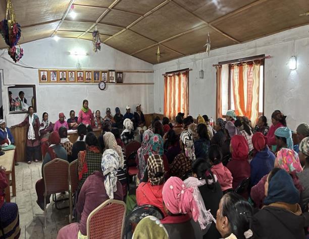 Photo of a community education session focused on promoting coexistence with snow leopards in the Lower Mustang region of Nepal.