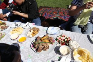 PastureLunch2